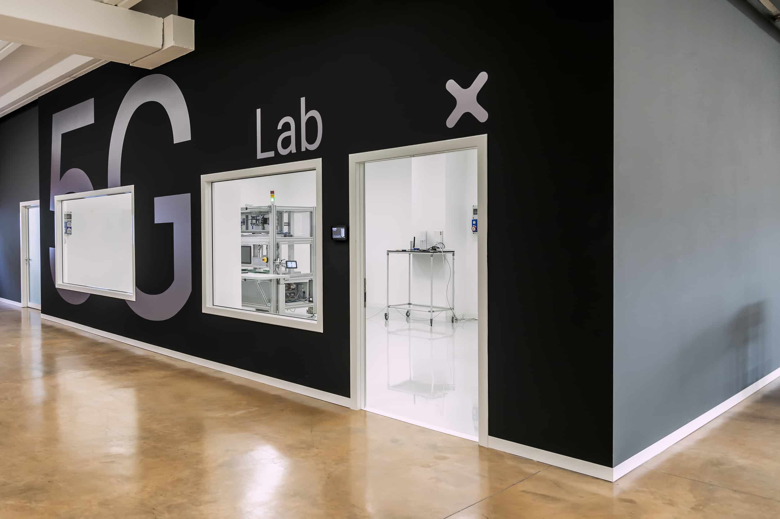 What Does the Future of 5G and Wireless Technology Look Like?